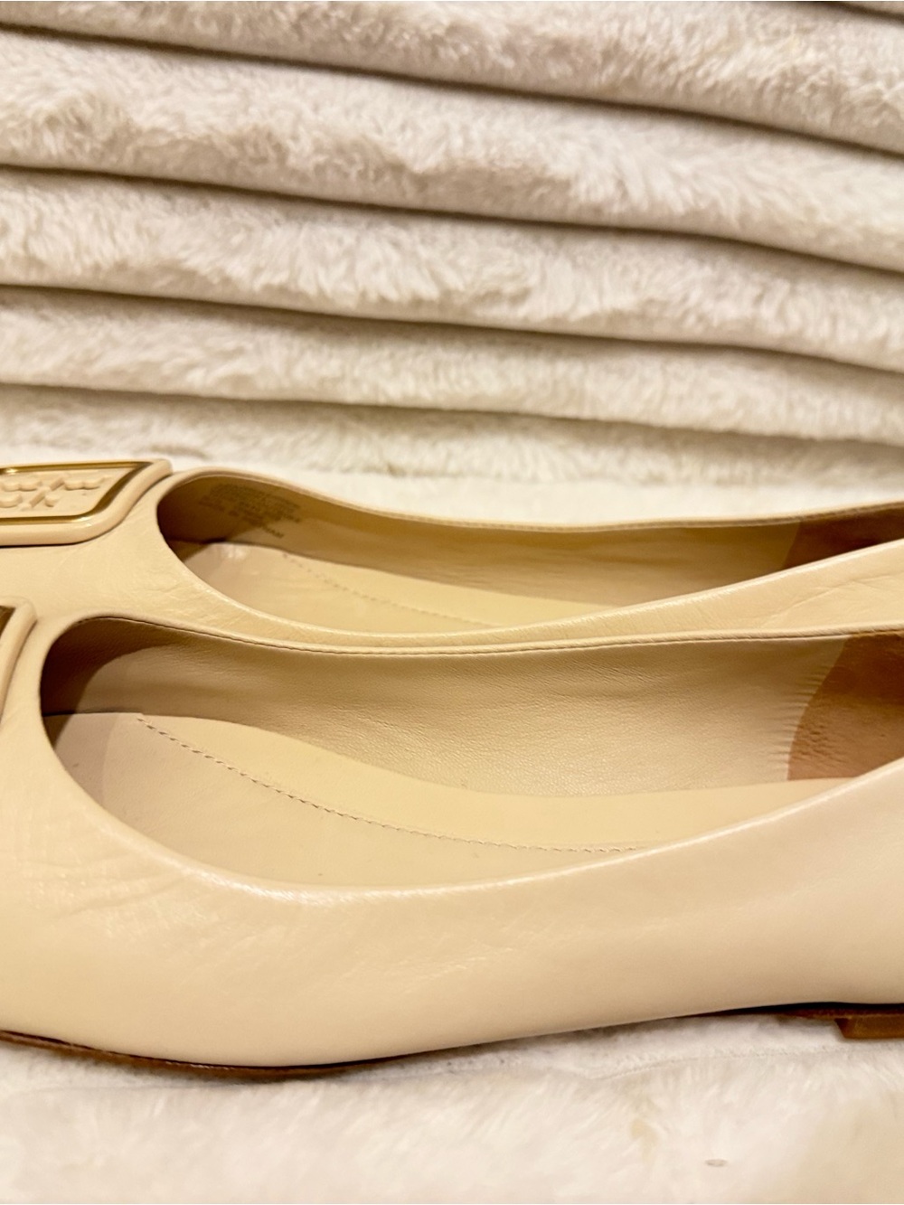 Tory Burch Cream Leather Logo Square-Toe Flats - Picture 3 of 7